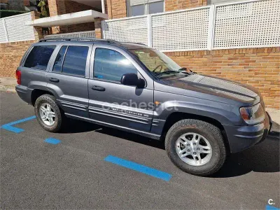 Usado Jeep Grand Cherokee Laredo 163 CV (119 kW) 2003 Gris / plata SUV