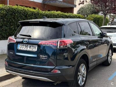 Occasion Toyota RAV4 Hybrid Luxury 218 ch (160 kW) 2017 Bleue SUV