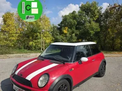 Usado Mini Cooper 116 CV (85 kW) 2002 Rojo Utilitario