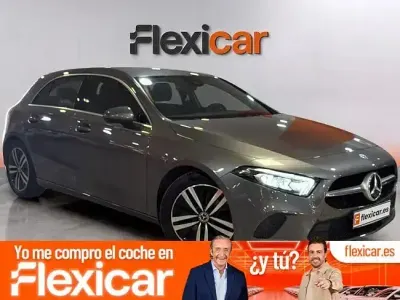 Usado Mercedes A180 136 CV (100 kW) 2022 Gris Berlina
