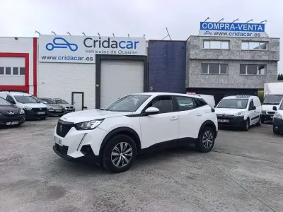 Usado Peugeot 2008 Active 110 CV (80 kW) 2021 Blanco SUV