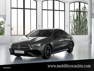Usado Mercedes CLA220 190 CV (139 kW) 2024 Gris Coupe