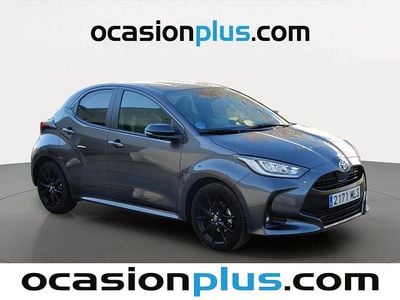 Usado Toyota Yaris Hybrid Plus 116 CV (85 kW) 2023 Gris
