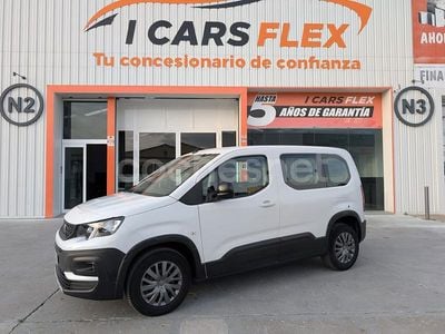 Usado Peugeot Rifter Allure 100 CV (73 kW) 2023 Blanco Monovolumen