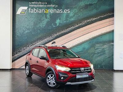 Rojo Usado 2022 Dacia Sandero Essentiel Utilitario | 13.400 € (Precio justo)