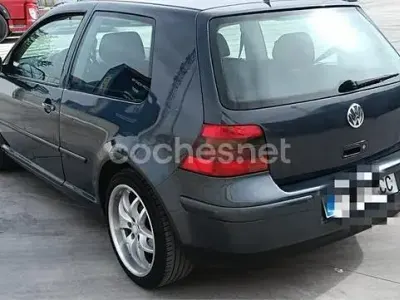 Usado VW Golf IV GTI 150 CV (110 kW) 2002 Gris / plata Berlina
