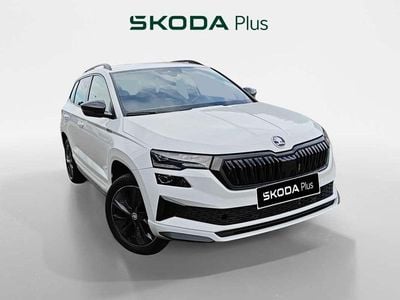 Usado Skoda Karoq SportLine 150 CV (110 kW) 2023 Blanco SUV