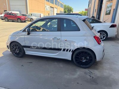 Gris / plata Usado 2023 Abarth 595 Berlina | 25.900 €