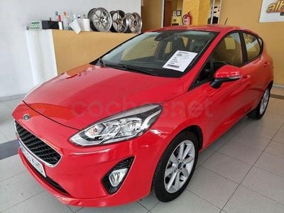 Occasion Ford Fiesta Trend 85 PK (62 kW) 2018 Rood Hatchback