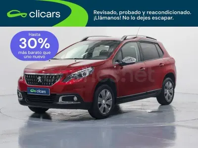 Usado Peugeot 2008 Style 110 CV (80 kW) 2017 Rojo SUV