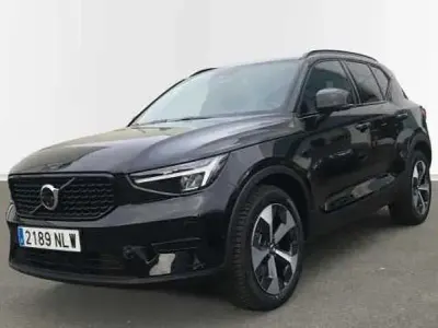 Nuevo Volvo XC40 Plus 163 CV (119 kW) 2026 Negro SUV