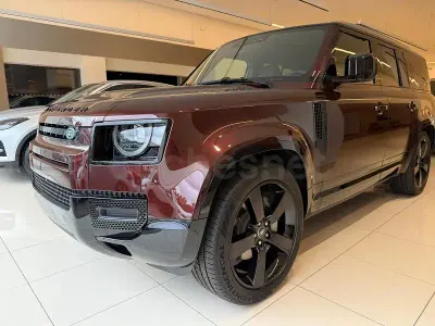 Usado Land Rover Defender SE 249 CV (183 kW) 2026 Rojo SUV