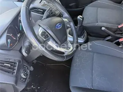 Usado Ford B-MAX Trend 95 CV (69 kW) 2014 Gris / plata Monovolumen