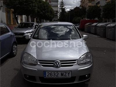 Usado VW Golf VI Highline 122 CV (89 kW) 2008 Gris / plata Utilitario