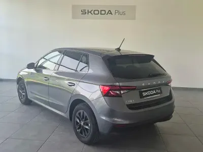 Usado Skoda Fabia Selection 115 CV (84 kW) 2025 Gris Utilitario