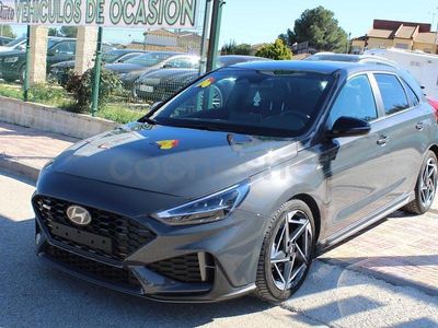 Usado Hyundai i30 N Line 96 CV (70 kW) 2024 Gris / plata Berlina