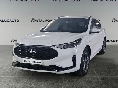 Usado Ford Kuga ST-Line 243 CV (178 kW) 2025 Blanco SUV