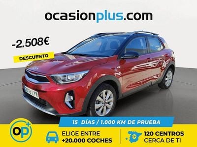 Rojo Usado 2022 Kia Stonic Plus SUV | 14.500 € (Precio justo)
