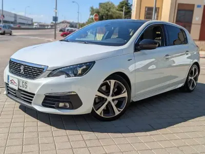 Usado Peugeot 308 GT 179 CV (131 kW) 2020 Blanco