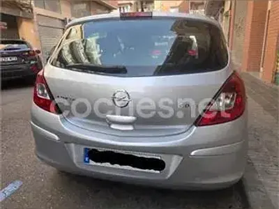 Usado Opel Corsa Cosmo 75 CV (55 kW) 2008 Gris / plata Utilitario
