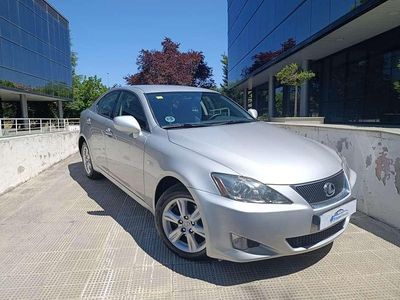 Usado Lexus IS220d 177 CV (130 kW) 2007 Plateado Berlina