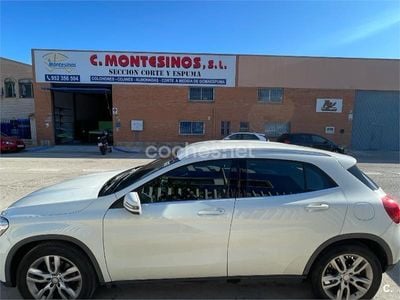 Mercedes GLA200