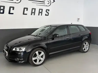 Usado Audi A3 Ambition 140 CV (102 kW) 2011 Negro Utilitario