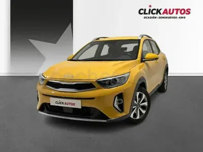 Usado Kia Stonic 100 CV (73 kW) 2025 Amarillo SUV