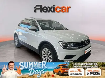 Usado VW Tiguan Edition 125 CV (91 kW) 2017 Blanco SUV