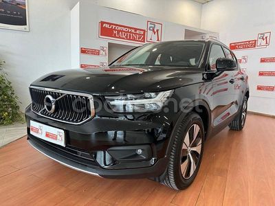 Usado Volvo XC40 Momentum 163 CV (119 kW) 2021 Negro SUV