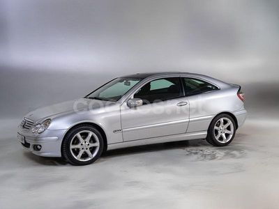Gris / plata Usado 2007 Mercedes C180 Sport Edition Berlina | 8500 € (Precio justo)