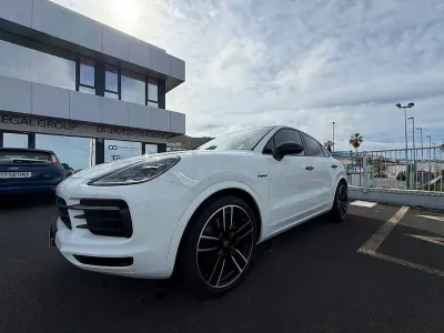 Käytetty Porsche Cayenne 462 HP (339 kW) 2021 Valkoinen Katumaasturi