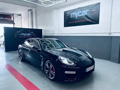 Usado Porsche Panamera Turbo 520 CV (382 kW) 2013 Negro Utilitario