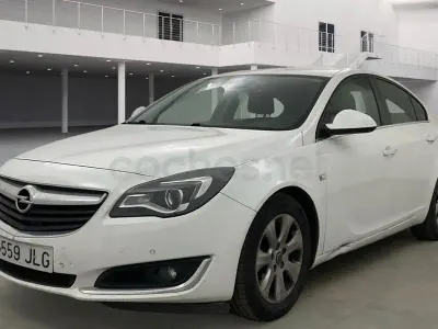 Usado Opel Insignia Business 136 CV (100 kW) 2017 Blanco Berlina