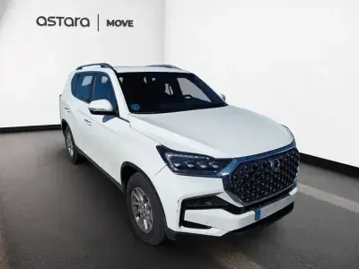 Usado SsangYong Rexton 202 CV (148 kW) 2024 Blanco