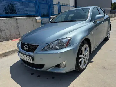 Usado Lexus IS220d