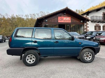 Verde Usado 1993 Nissan Terrano SUV | 7999 €