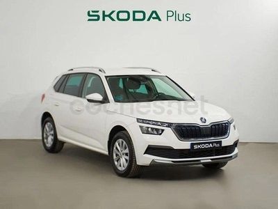 Usado Skoda Kamiq 95 CV (69 kW) 2022 Blanco SUV