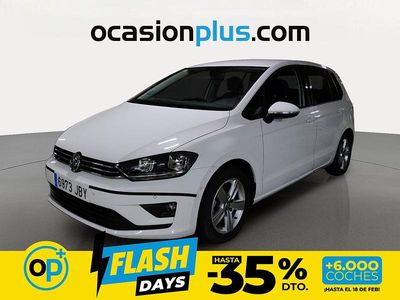 Usado VW Golf Sportsvan Advance 125 CV (91 kW) 2015 Blanco Monovolumen