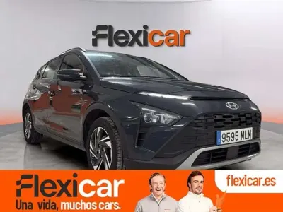 Usado Hyundai Bayon 84 CV (61 kW) 2023 Gris SUV