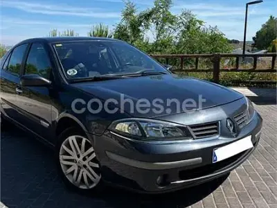 Usado Renault Laguna II Dynamique 130 CV (95 kW) 2006 Negro Berlina