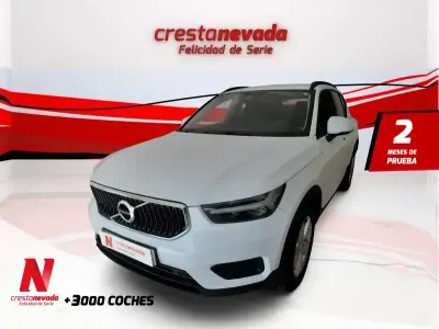 Begagnad Volvo XC40 Momentum 129 HK (94 kW) 2021 SUV