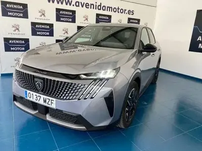 Usado Peugeot 3008 Allure 136 CV (100 kW) 2025 SUV