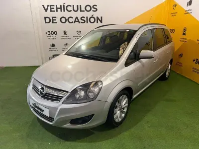 Używany Opel Zafira Family 110 KM (80 kW) 2014 Szary Minivan