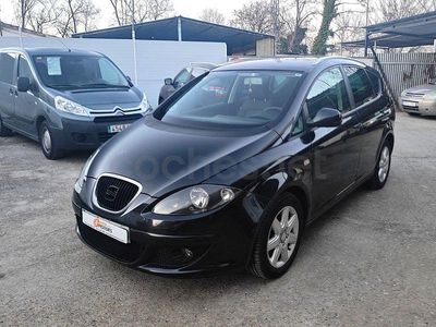 Usado Seat Altea XL Ecomotive 105 CV (77 kW) 2009 Negro Monovolumen