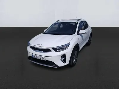 Usado Kia Stonic 84 CV (61 kW) 2023 Blanco SUV