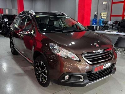 Usado Peugeot 2008 Allure 120 HP (88 kW) 2014 Castanho SUV