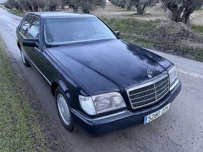 Usado Mercedes E300 230 CV (169 kW) 1992 Azul Berlina