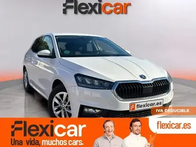 Usado Skoda Fabia Selection 95 HP (69 kW) 2024 Branco Sedan