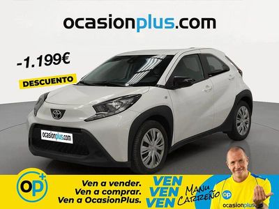 Begagnad Toyota Aygo X Play 72 HK (52 kW) 2023 Vit SUV
